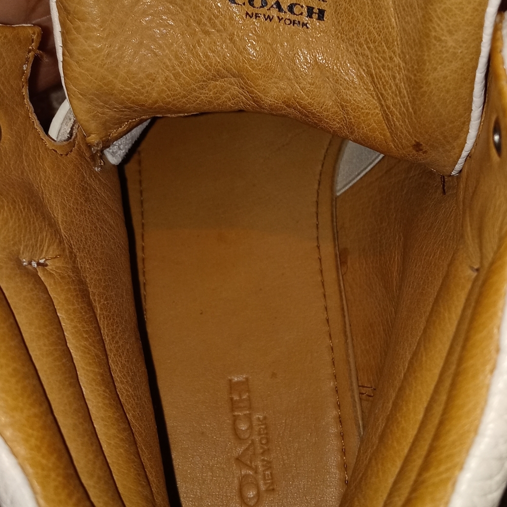 Coach Boots - Picture 4 of 4